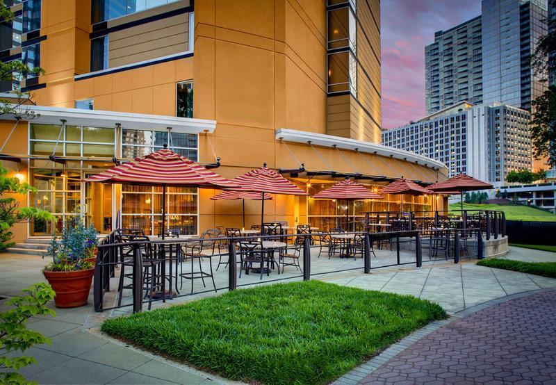 Courtyard By Marriott Atlanta Buckhead Hotel Exterior photo